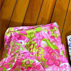 Hold for pink ooodle do not purchase